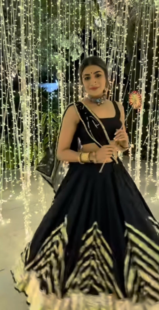 Virali black lehenga set