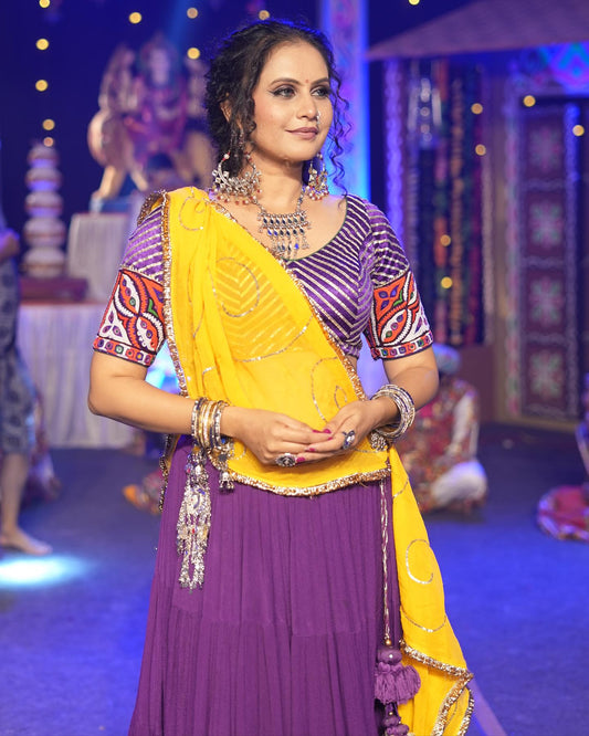 Chinni Raval Navratri Lehenga Set