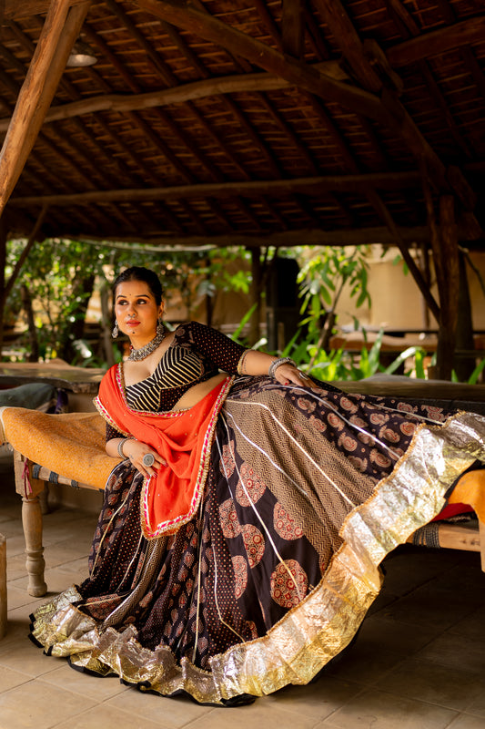 Black Gamthi Skirt - Anjanase