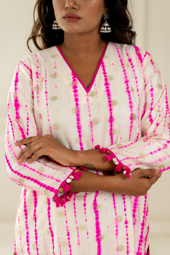 White & Pink Leheriya Kurta - Anjanase