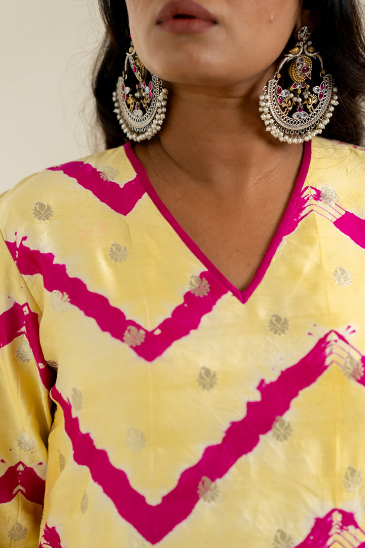 Yellow & Pink Leheriya Kurta - Anjanase