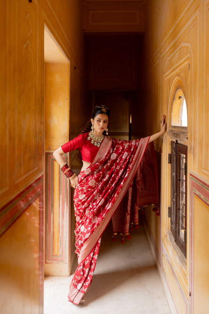 Akuti Saree