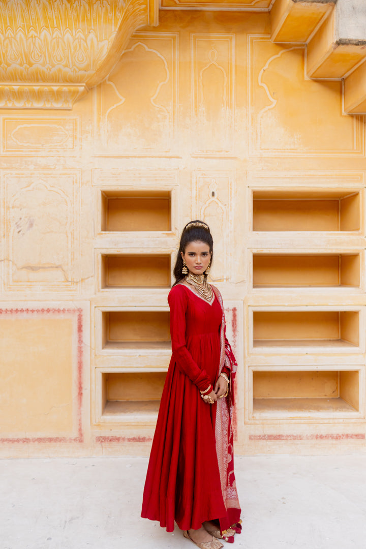 Suvarna Anarkali Set