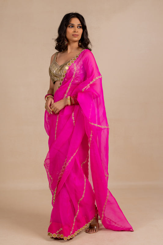 Charvi Saree