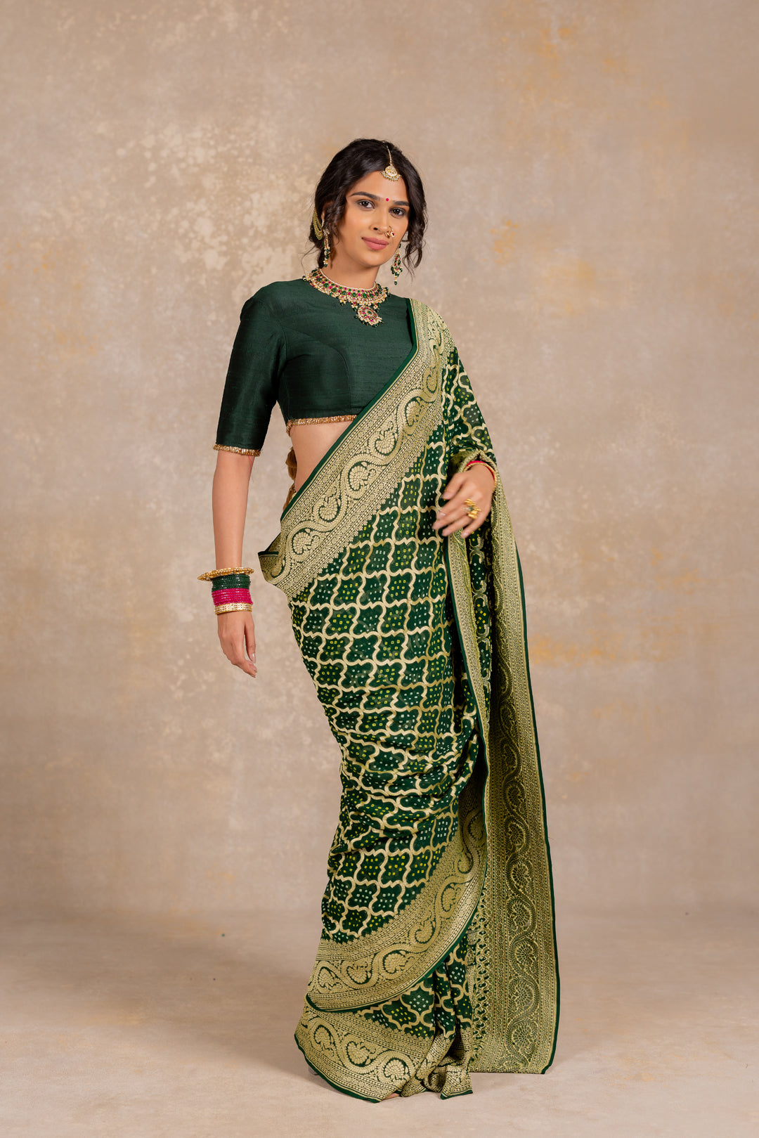 Janaki Saree