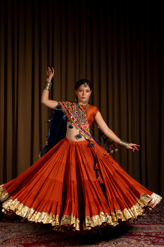 Jhamku Lehenga Set