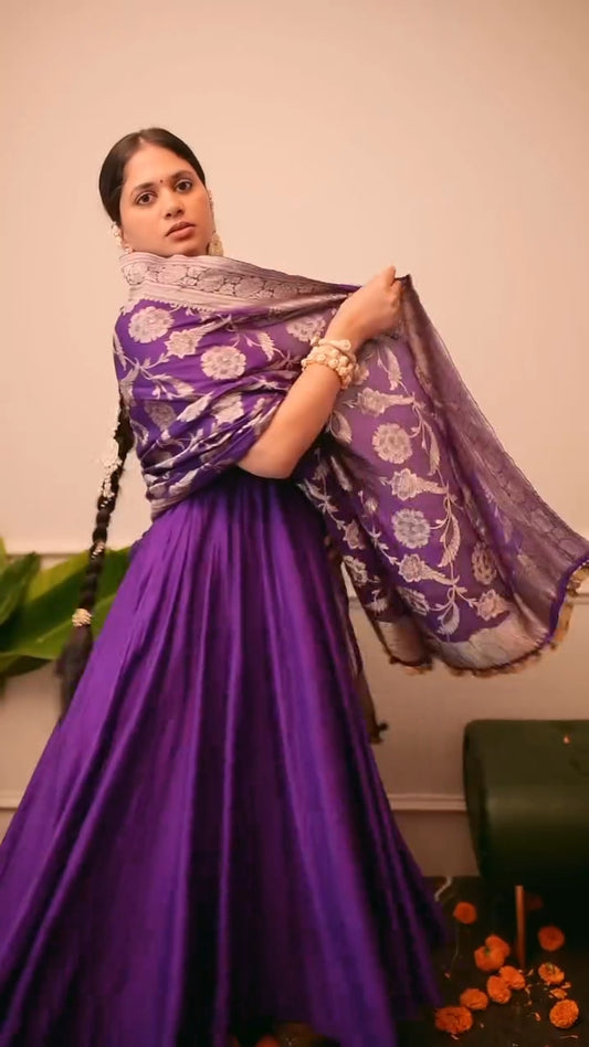 Srishti Dani Anarkali Set