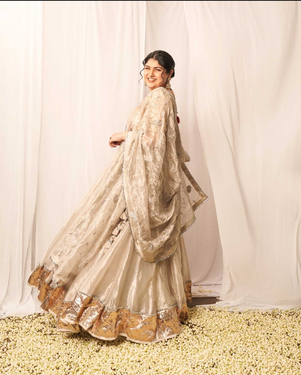 Anshula Kapoor Lehenga Set
