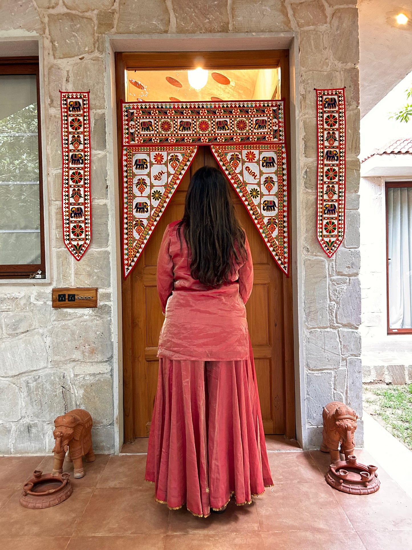 Inaaya Sharara Set