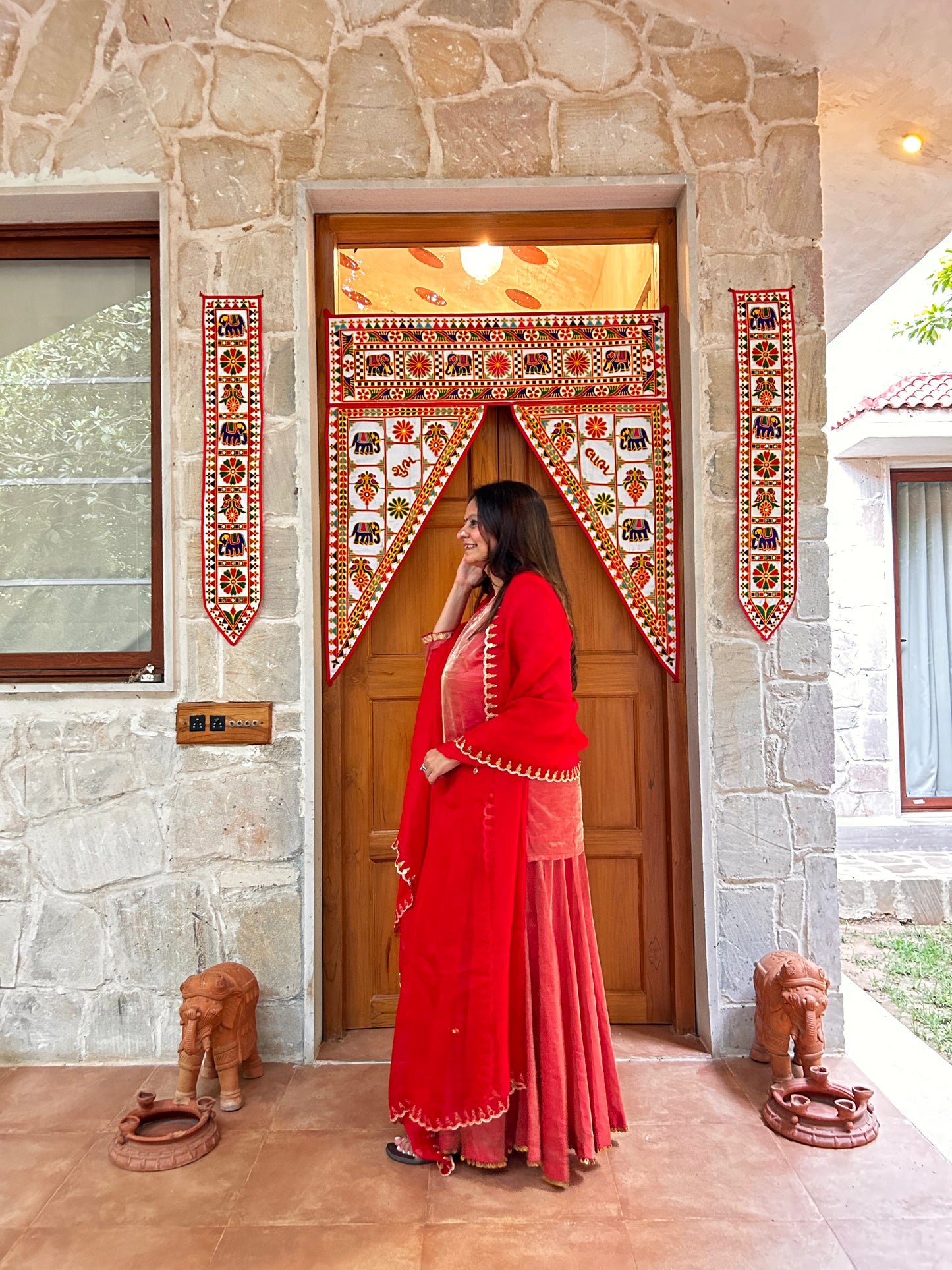 Inaaya Sharara Set