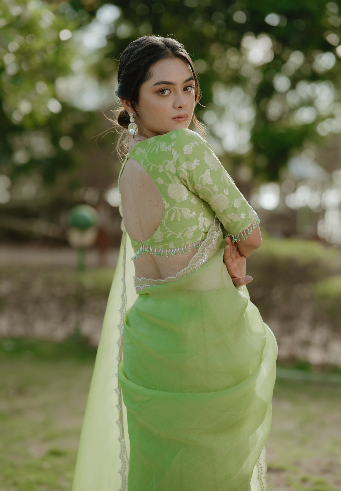 Zoe Saree