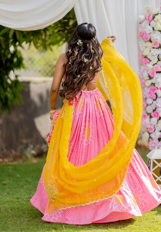 Aarti Lehenga