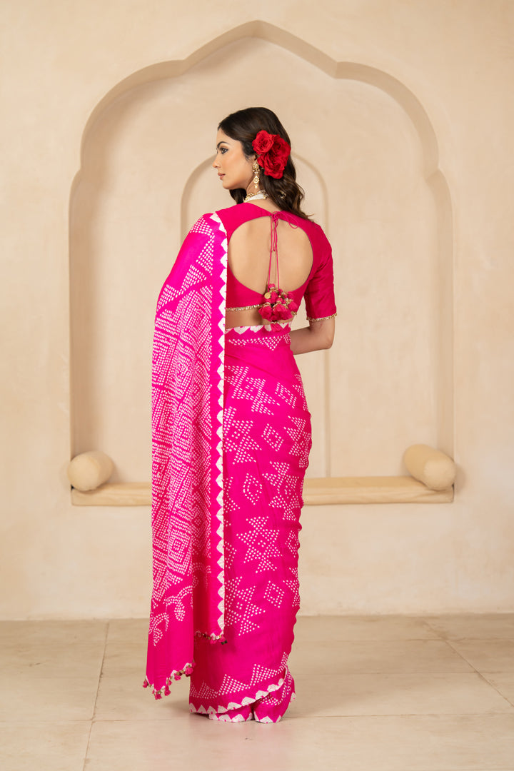 Tashvi Saree