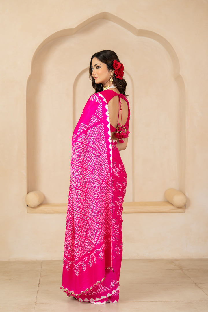Tashvi Saree