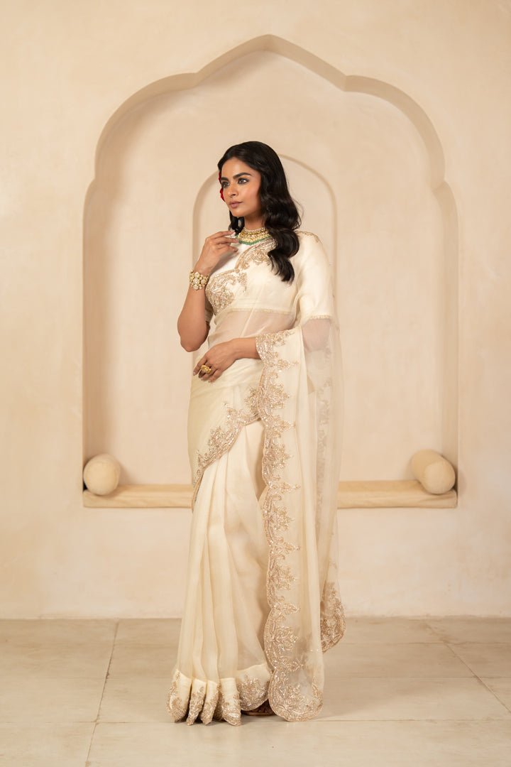 Elvisha Saree