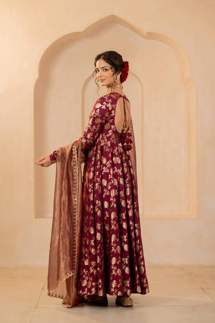 Durva Anarkali Set