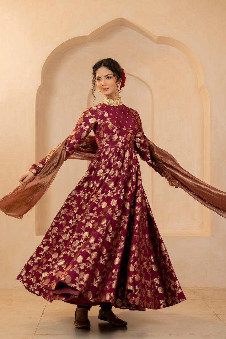 Durva Anarkali Set