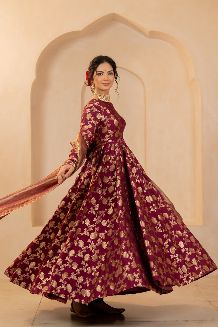 Durva Anarkali Set