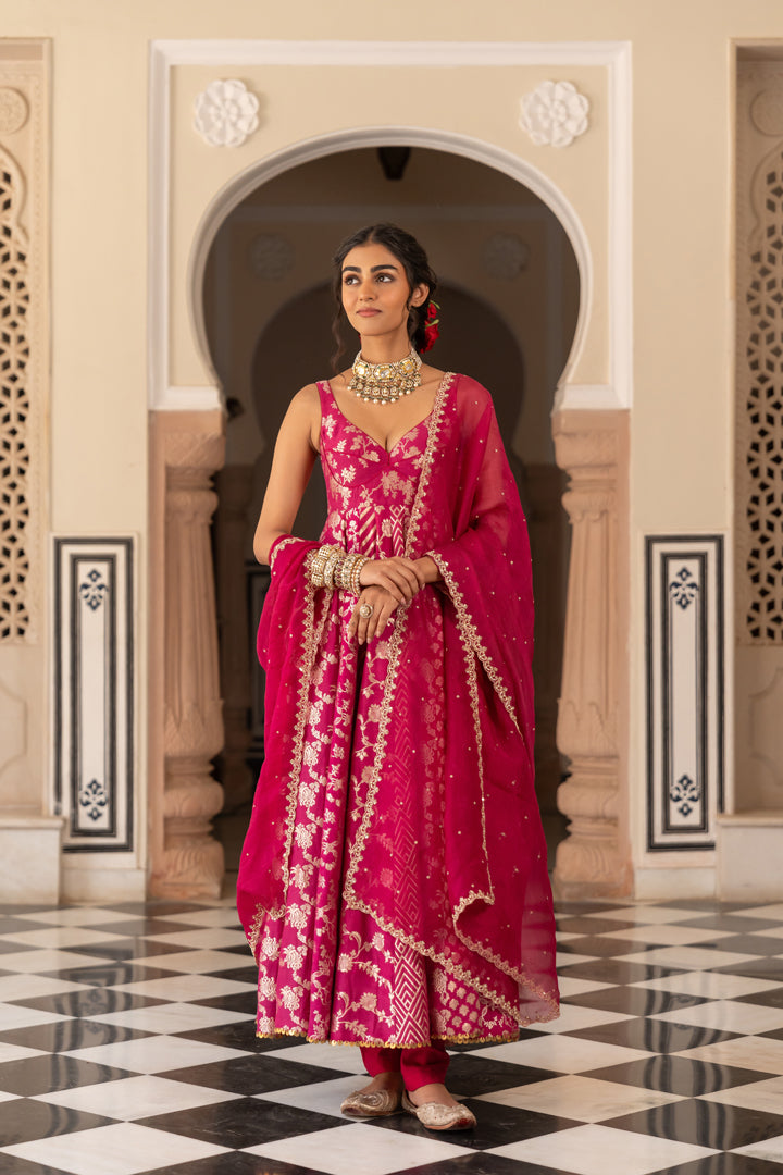 Mukta Anarkali set