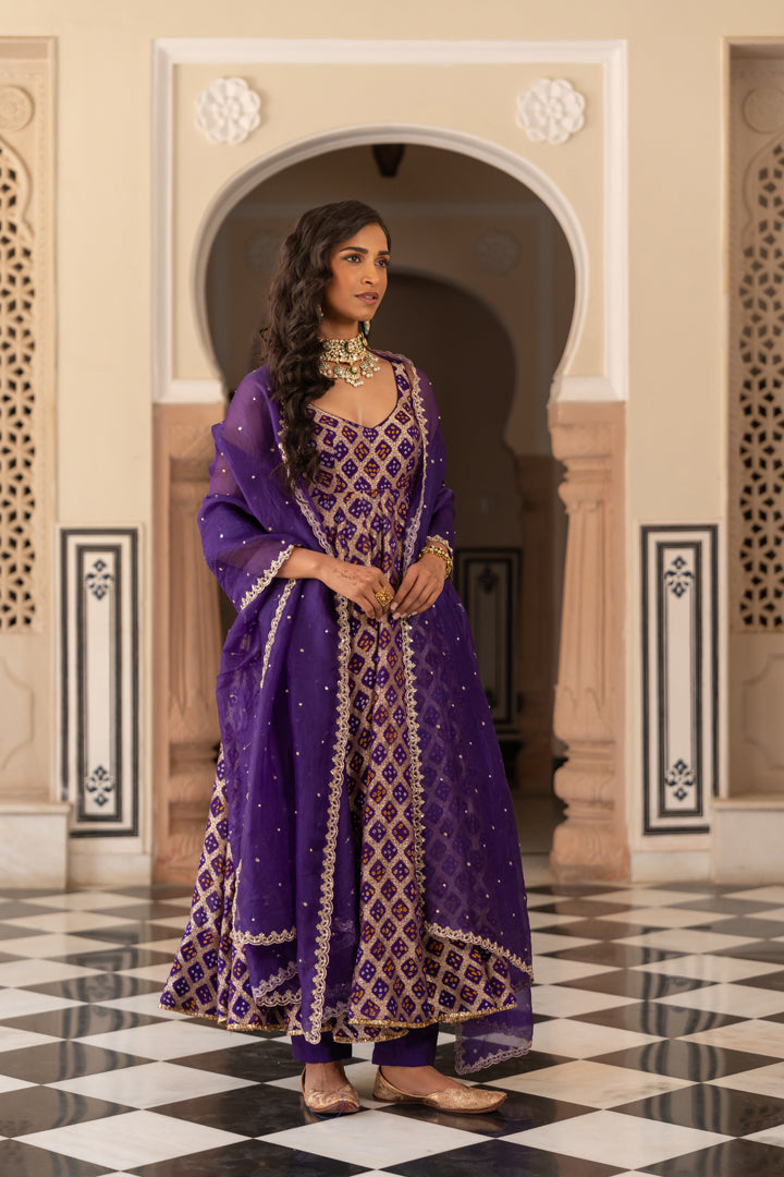 Medha Anarkali Set