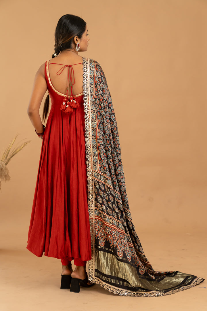 Maroon Anarkali Set - Anjanase
