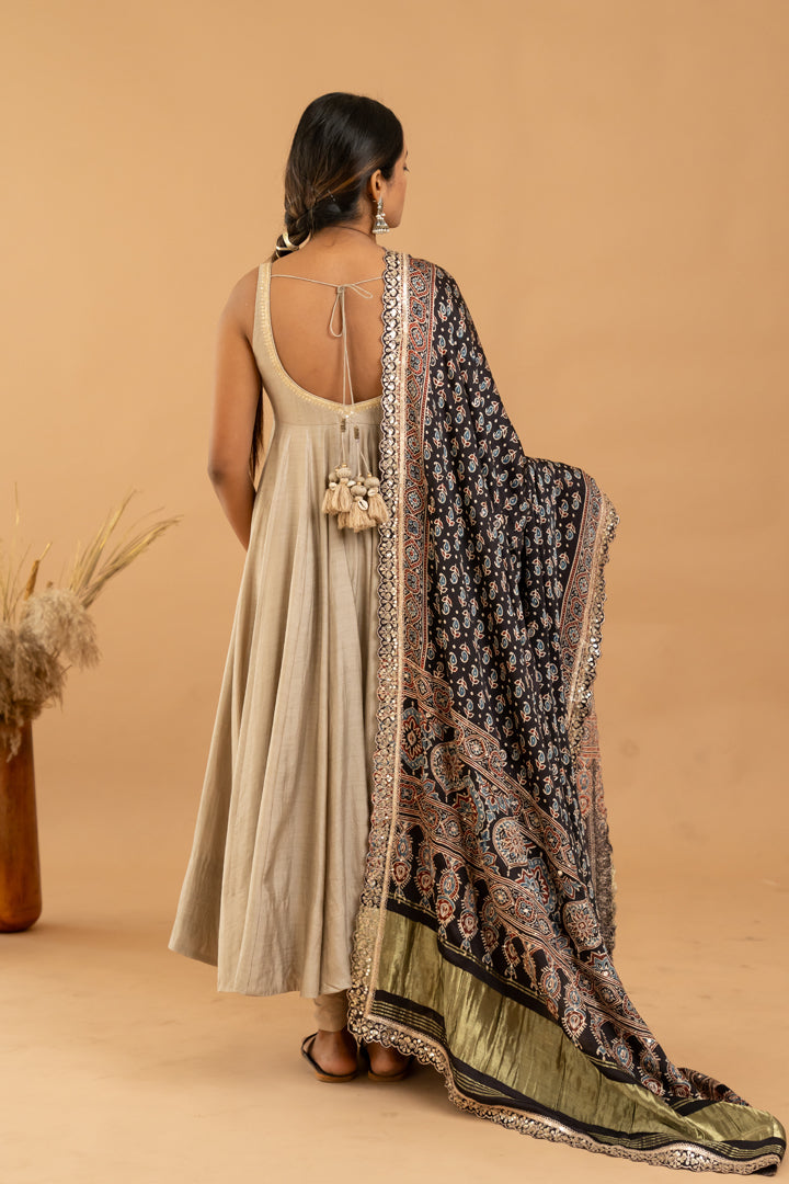 Beige Anarkali Set - Anjanase