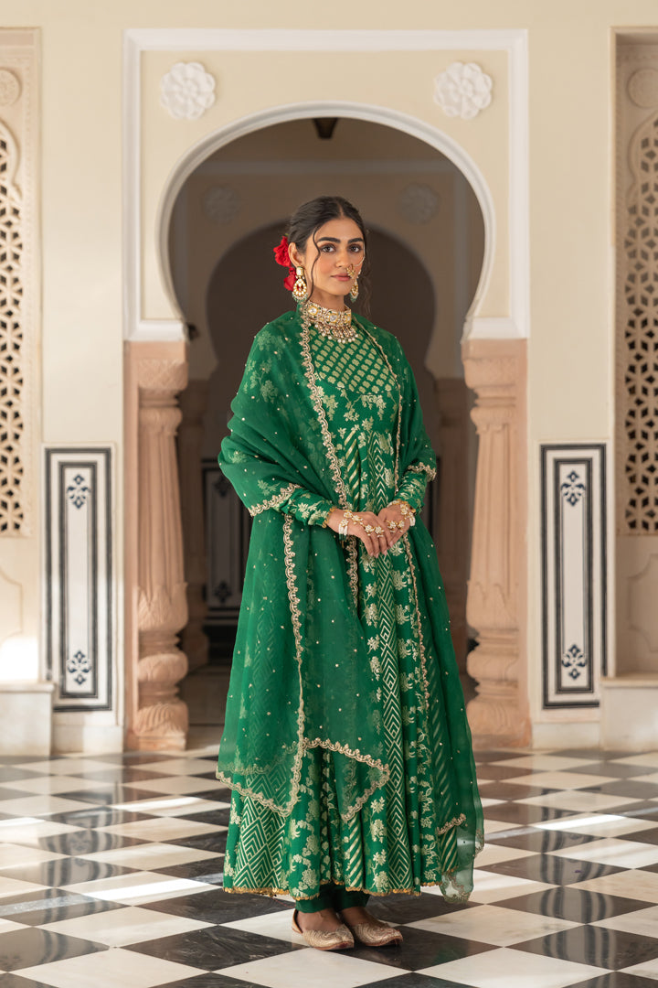 Saachi Anarkali Set