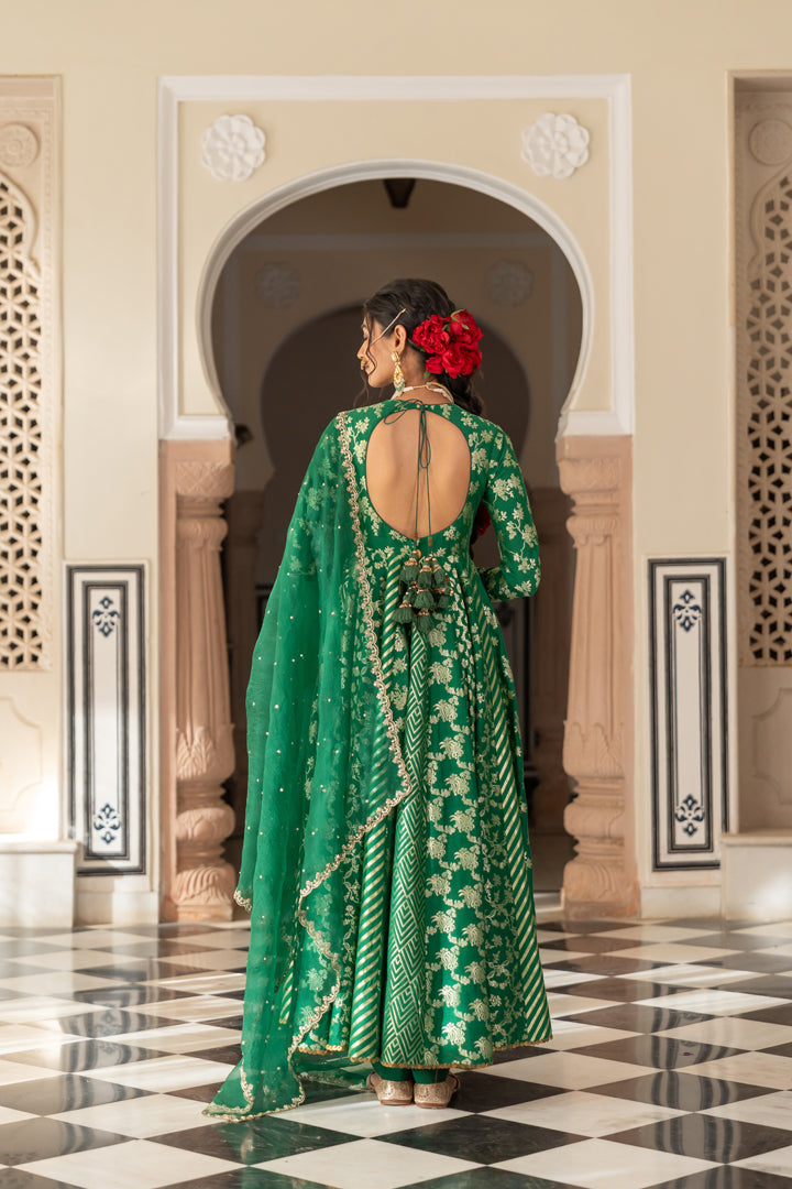 Saachi Anarkali Set