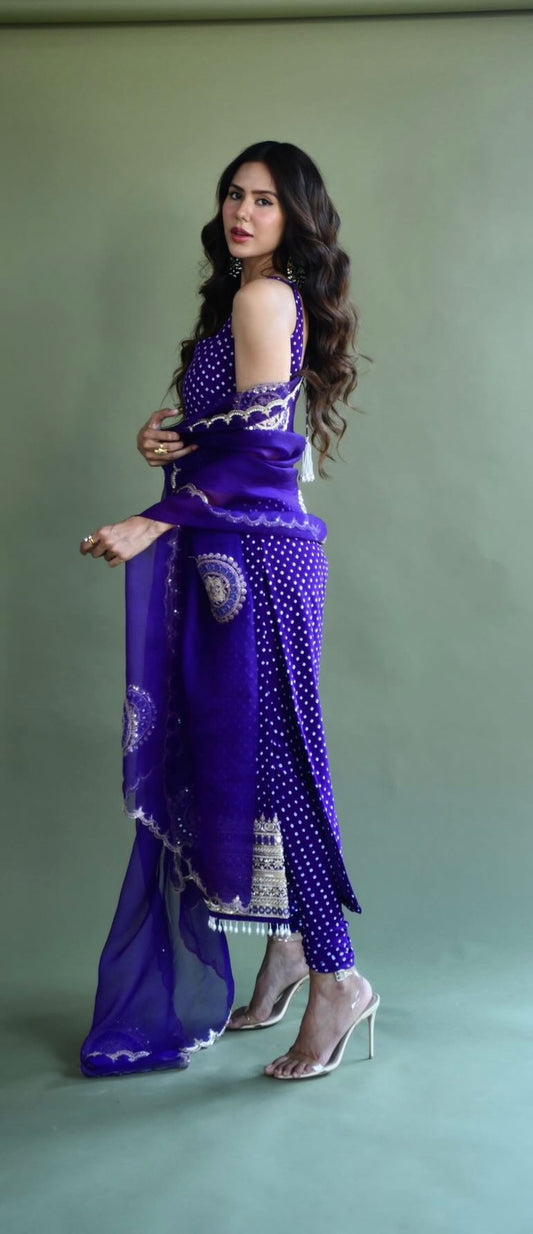 Sonam Bajwa Kurta Set