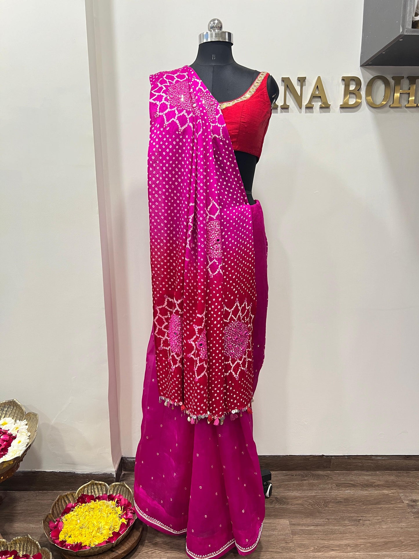 Surajmukhi Ombre Bandhini Saree