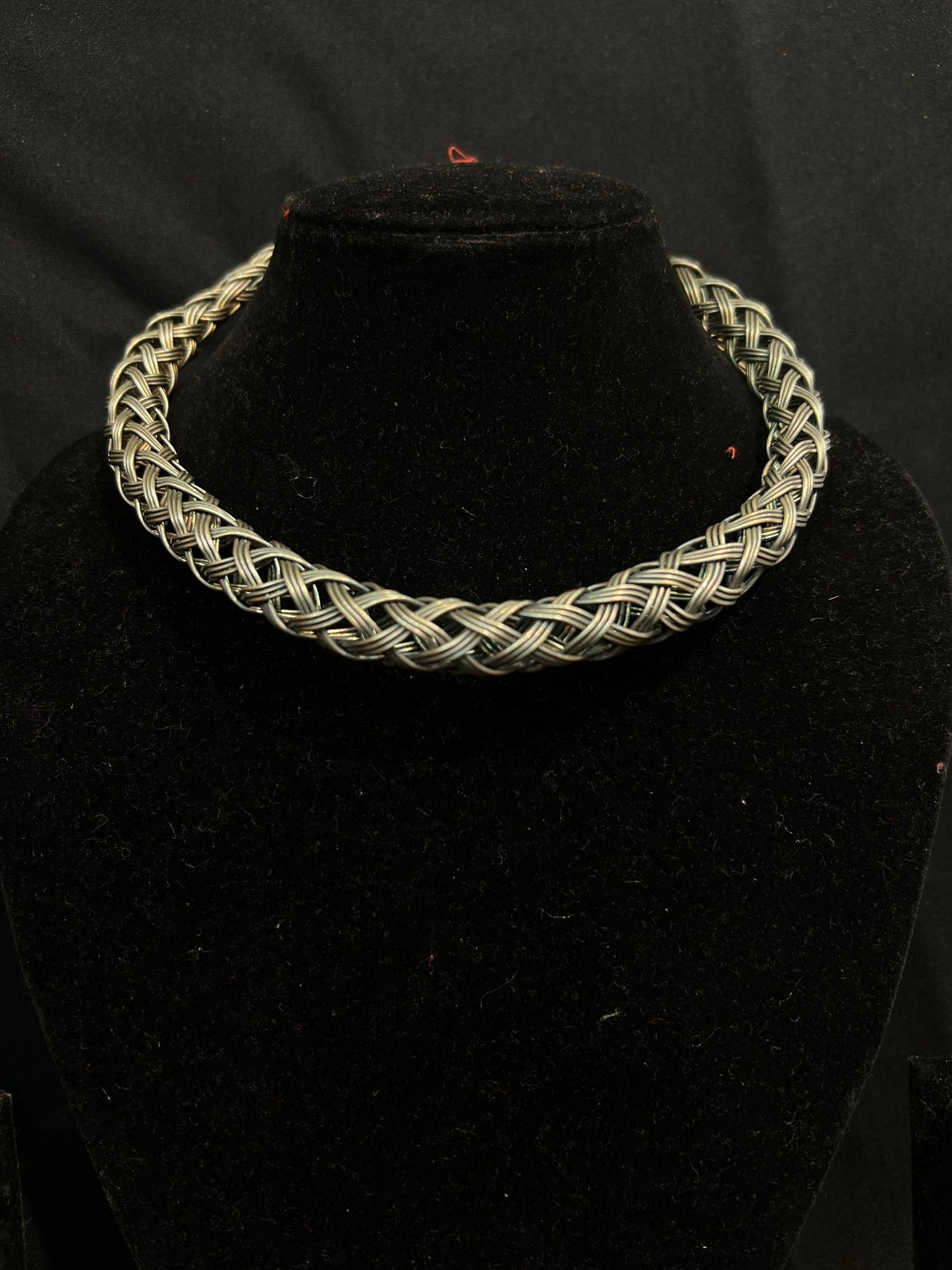 Hasli Choker