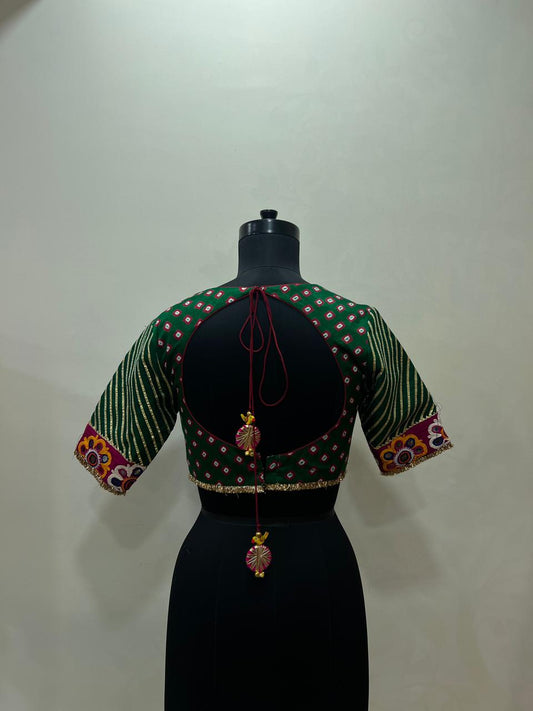 Green kodi Bandhani blouse