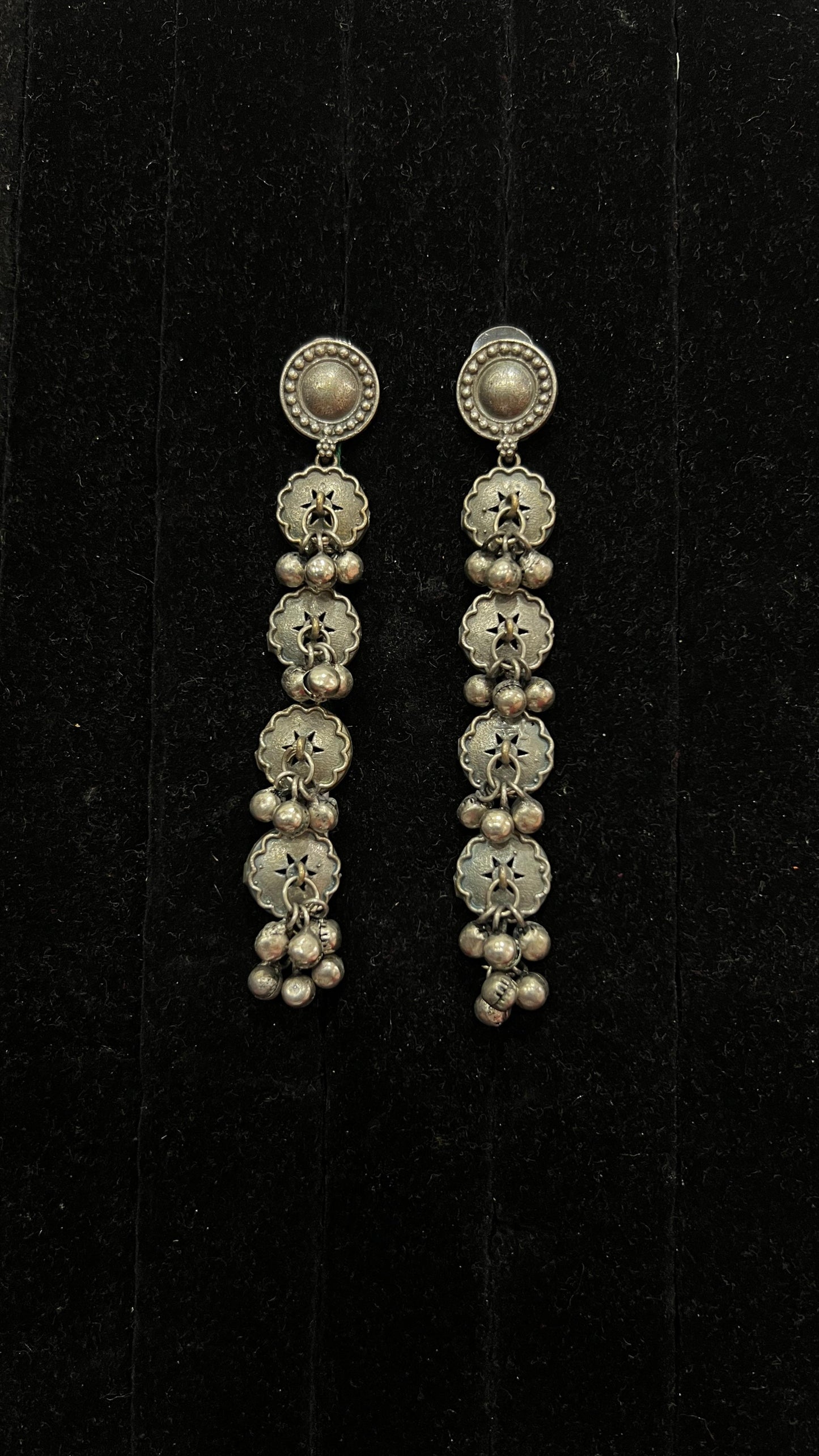 Oxidised Earring - Anjanase