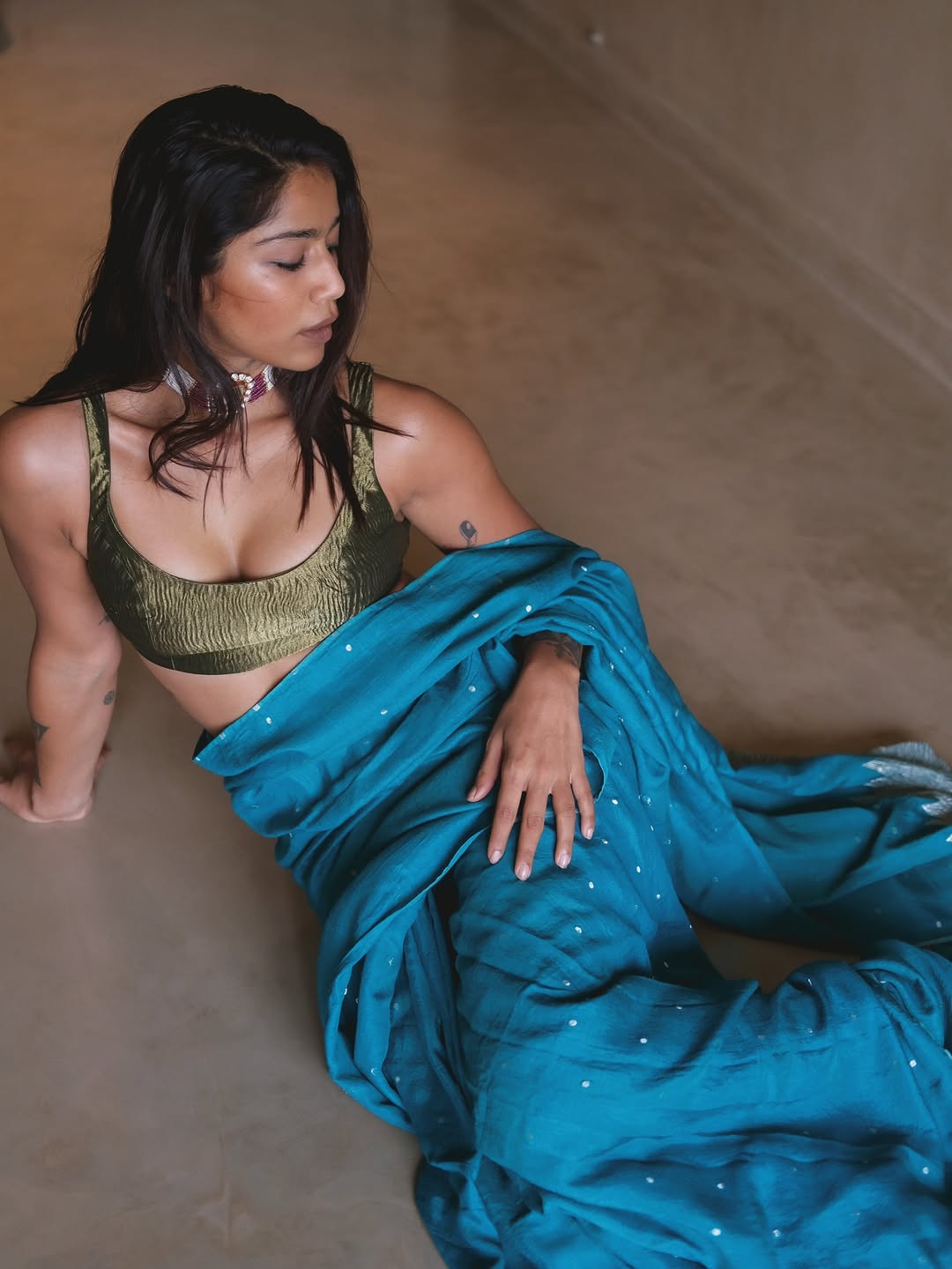Santoshi Shetty Saree