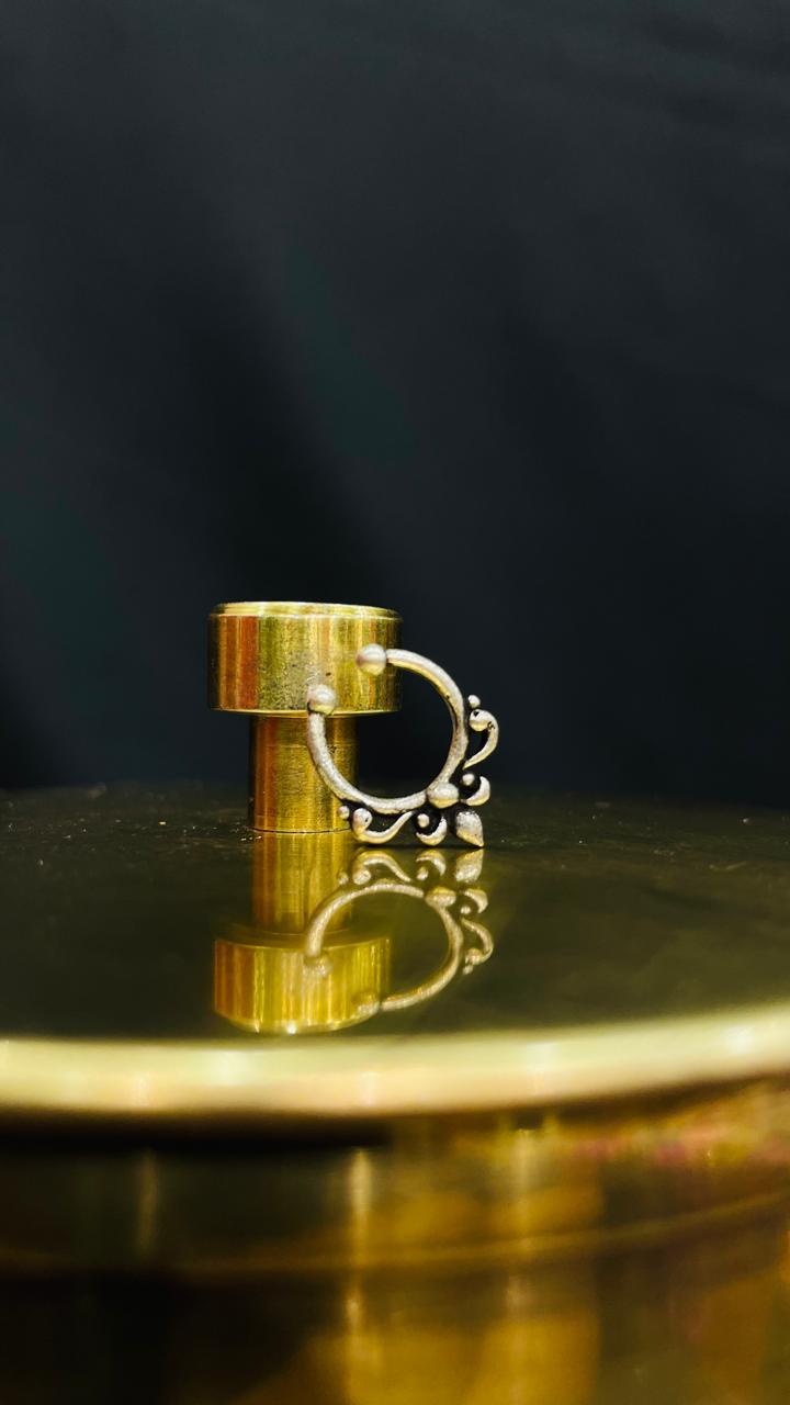 Oxidised Nose Pin
