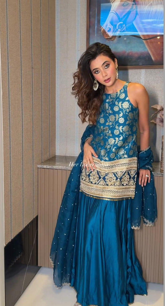 Sonali Singh Sharara Set