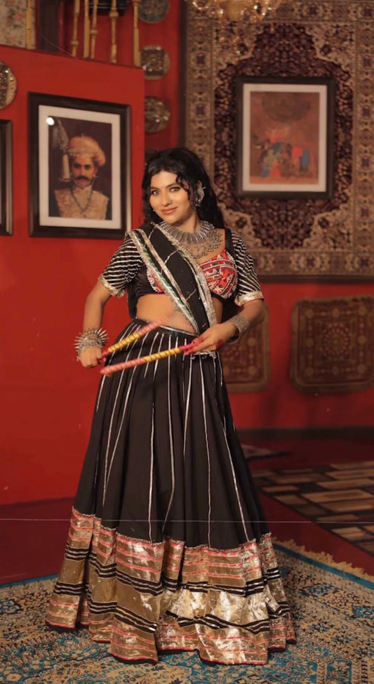 Sana Ghauri Black Lehenga set