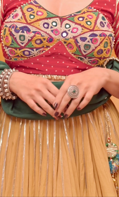 Urmi Daga Lehenga Set
