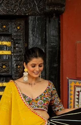 Patch Blouse - Anjanase