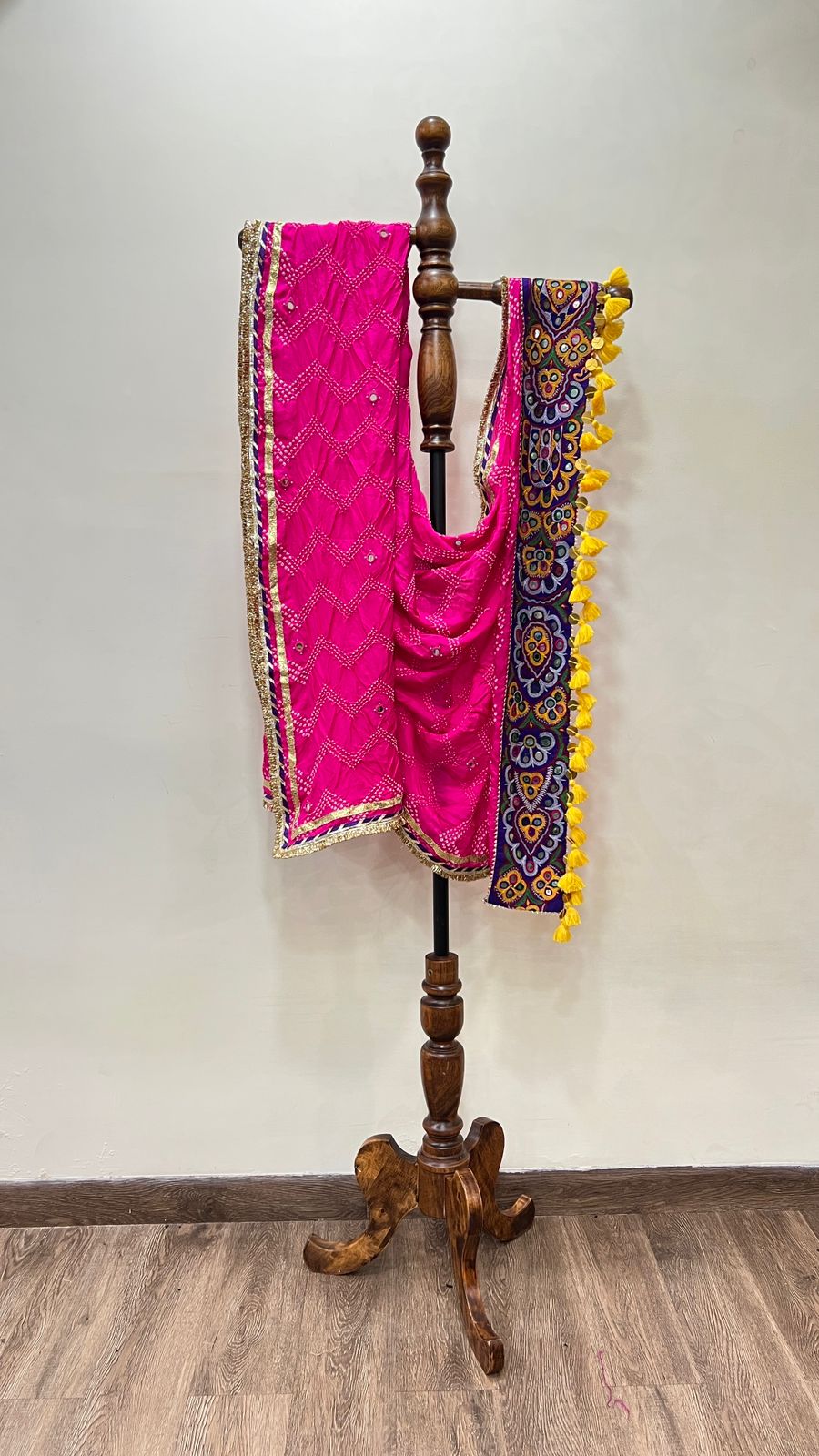 Bandhani With Patchwork Dupatta