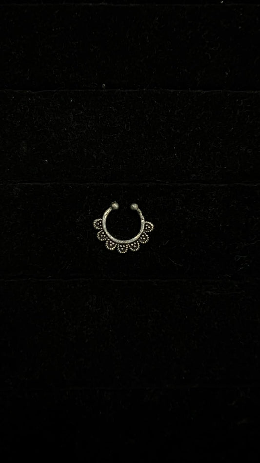 Oxidised Nose Pin