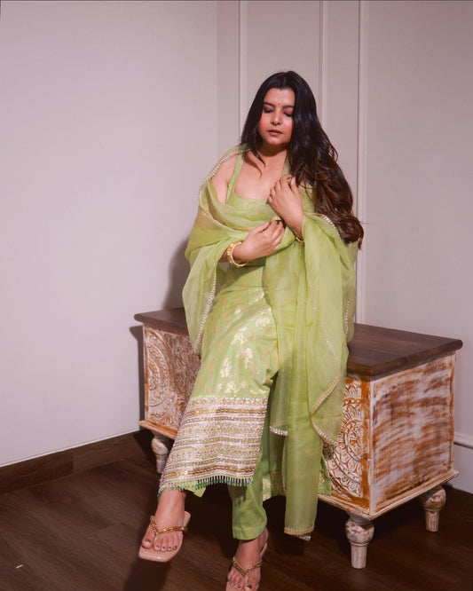 Radhika Bhardwaj Kurta Set