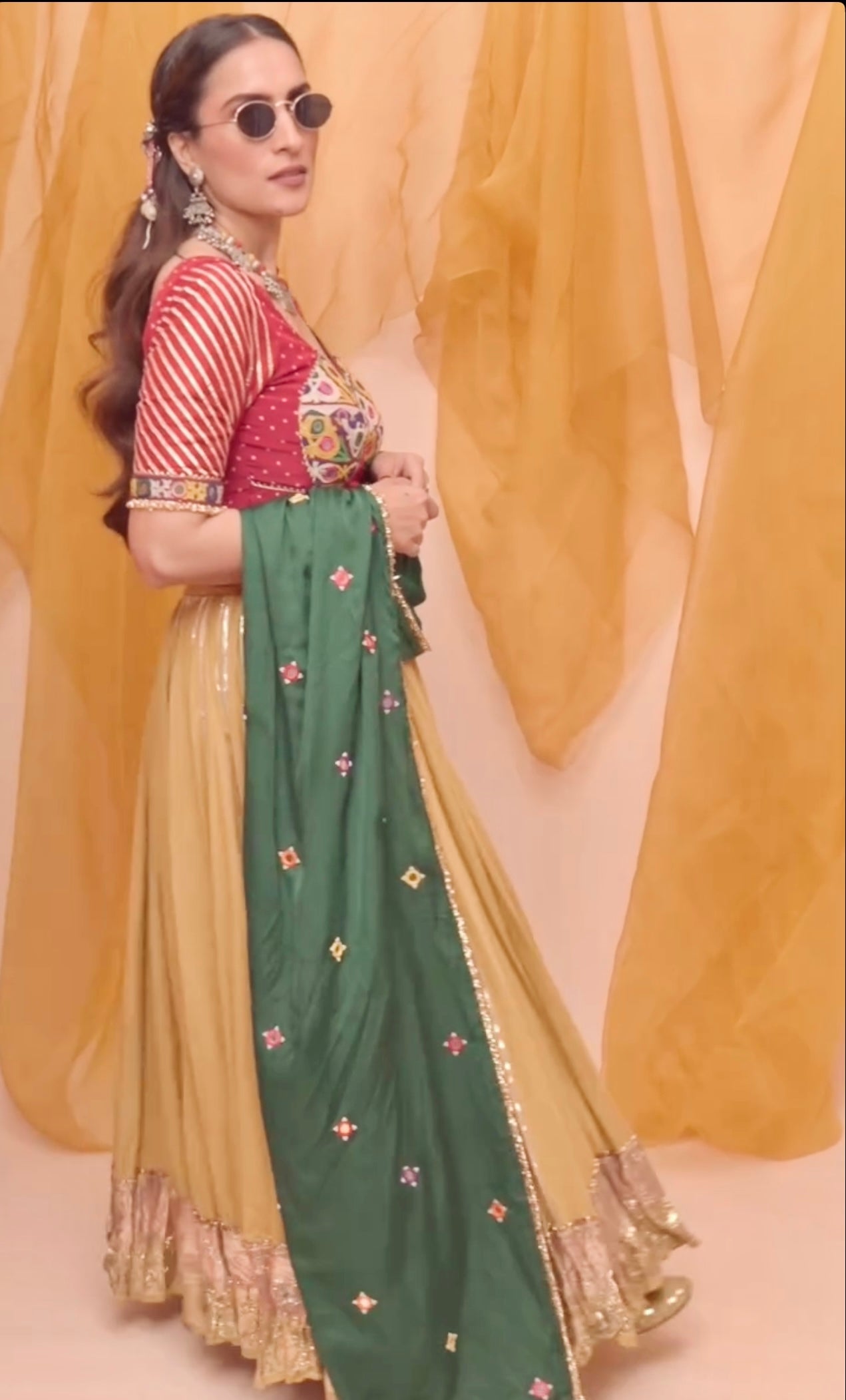 Urmi Daga Lehenga Set
