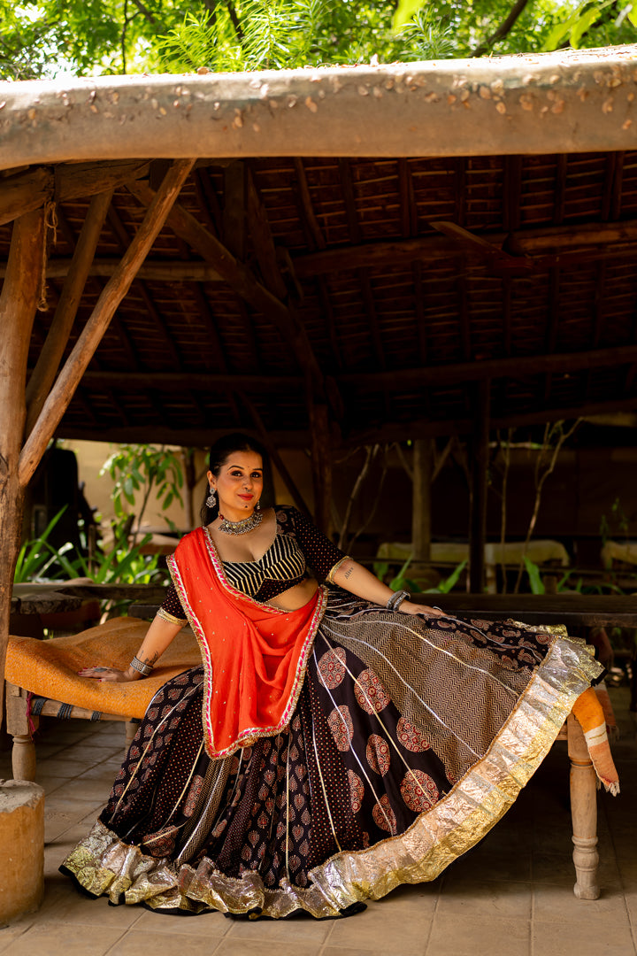 Black Gamthi Skirt - Anjanase