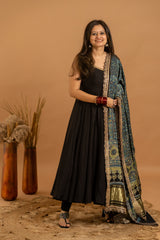 Black Anarkali Set - Anjanase