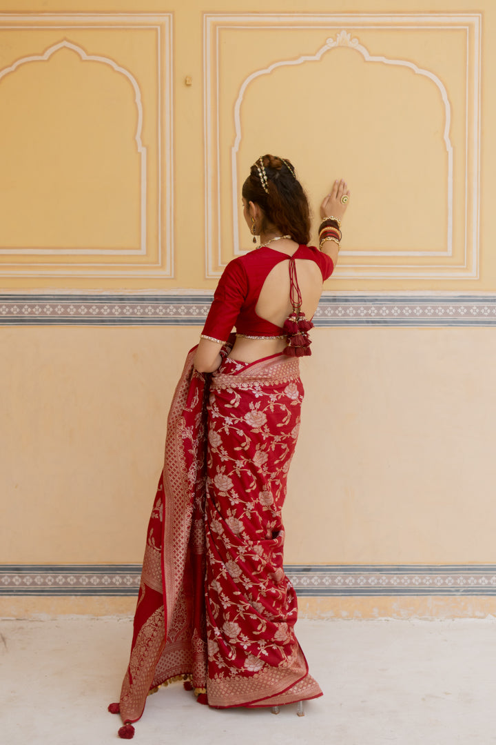Akuti Saree