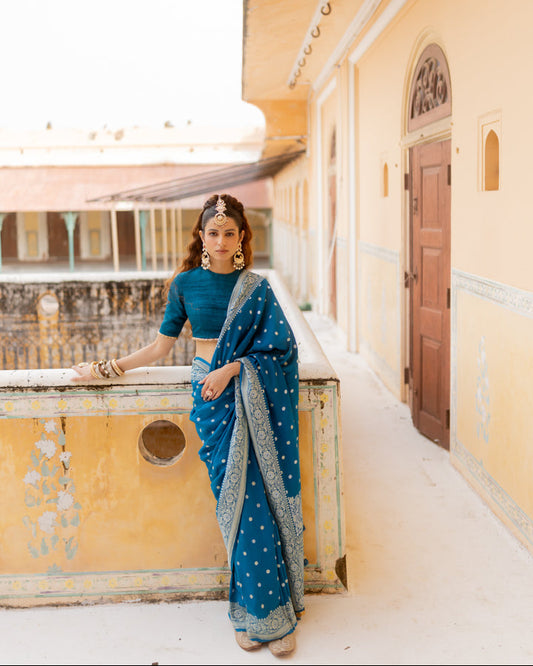 Nira Saree