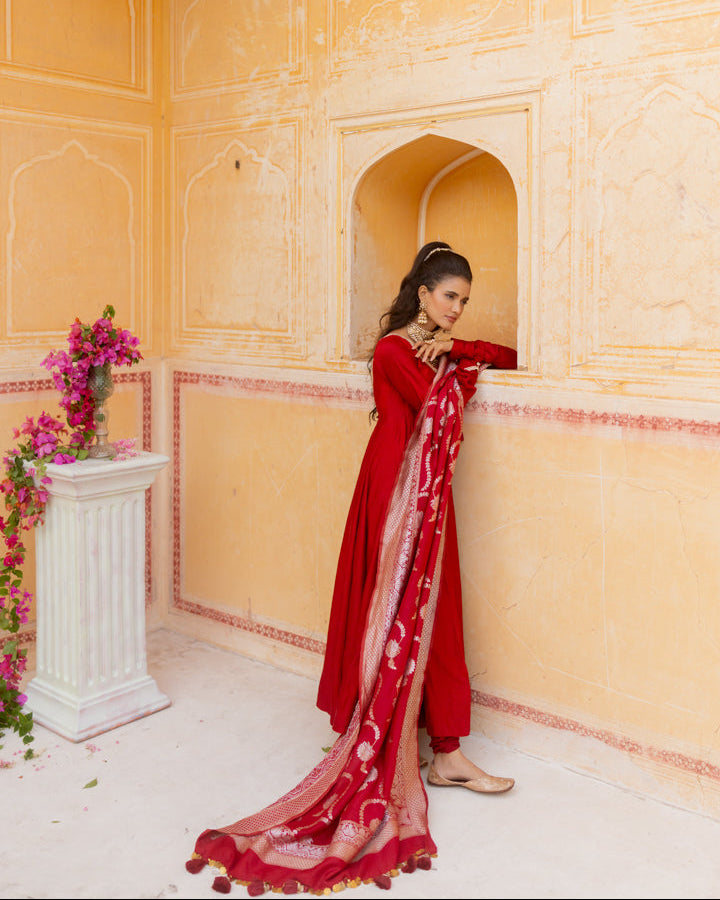 Mrigesha  Dupatta - Anjanase