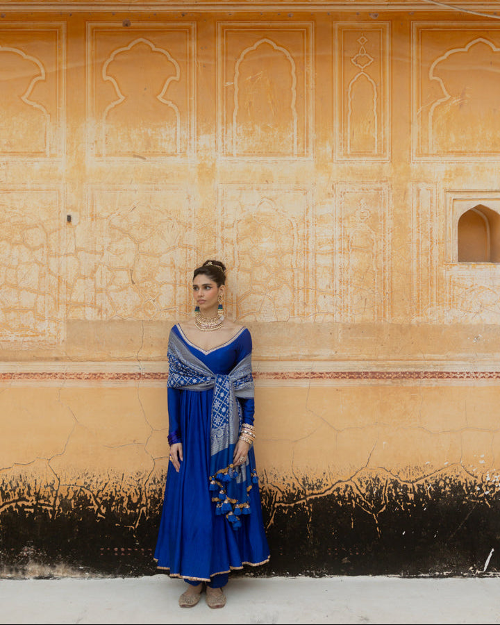 Mrigesha  Dupatta - Anjanase