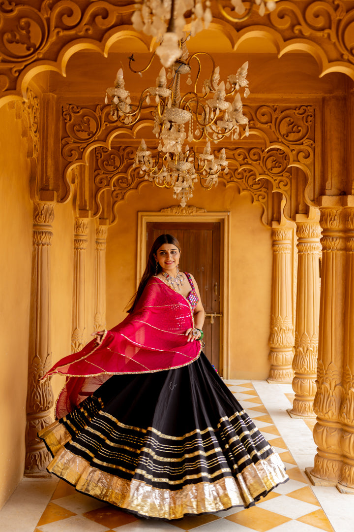 Black Gradation Skirt